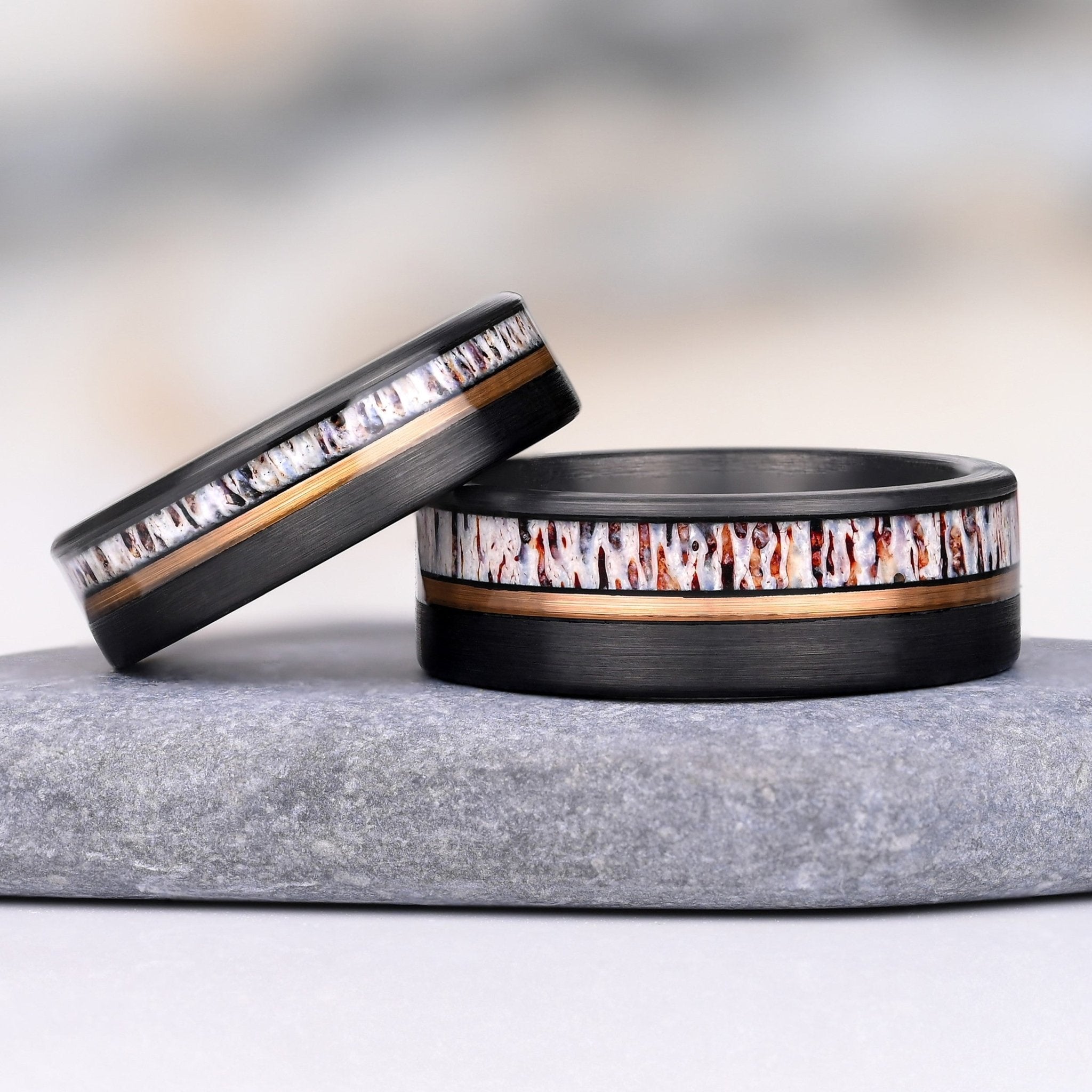 Einzigartiger Ring für Paare - Ring aus Wolfram und Geweih für sie - Geschenk für den Partner