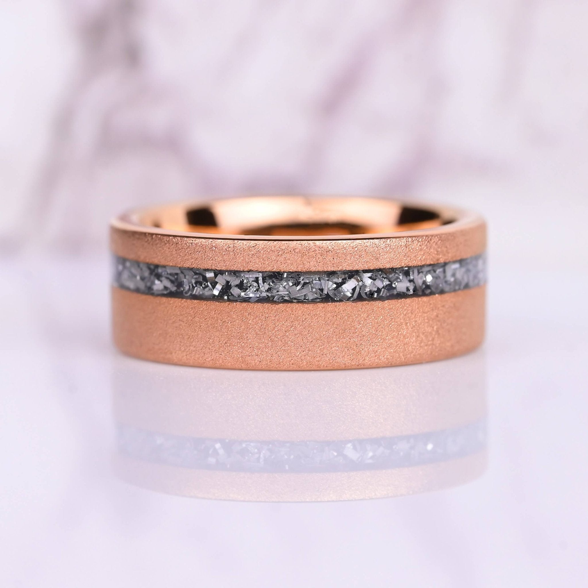 Ignis - Ehering für Damen - WOLFRAM - 8mm / 48 DE / 4.5 US - Monetto Ringe