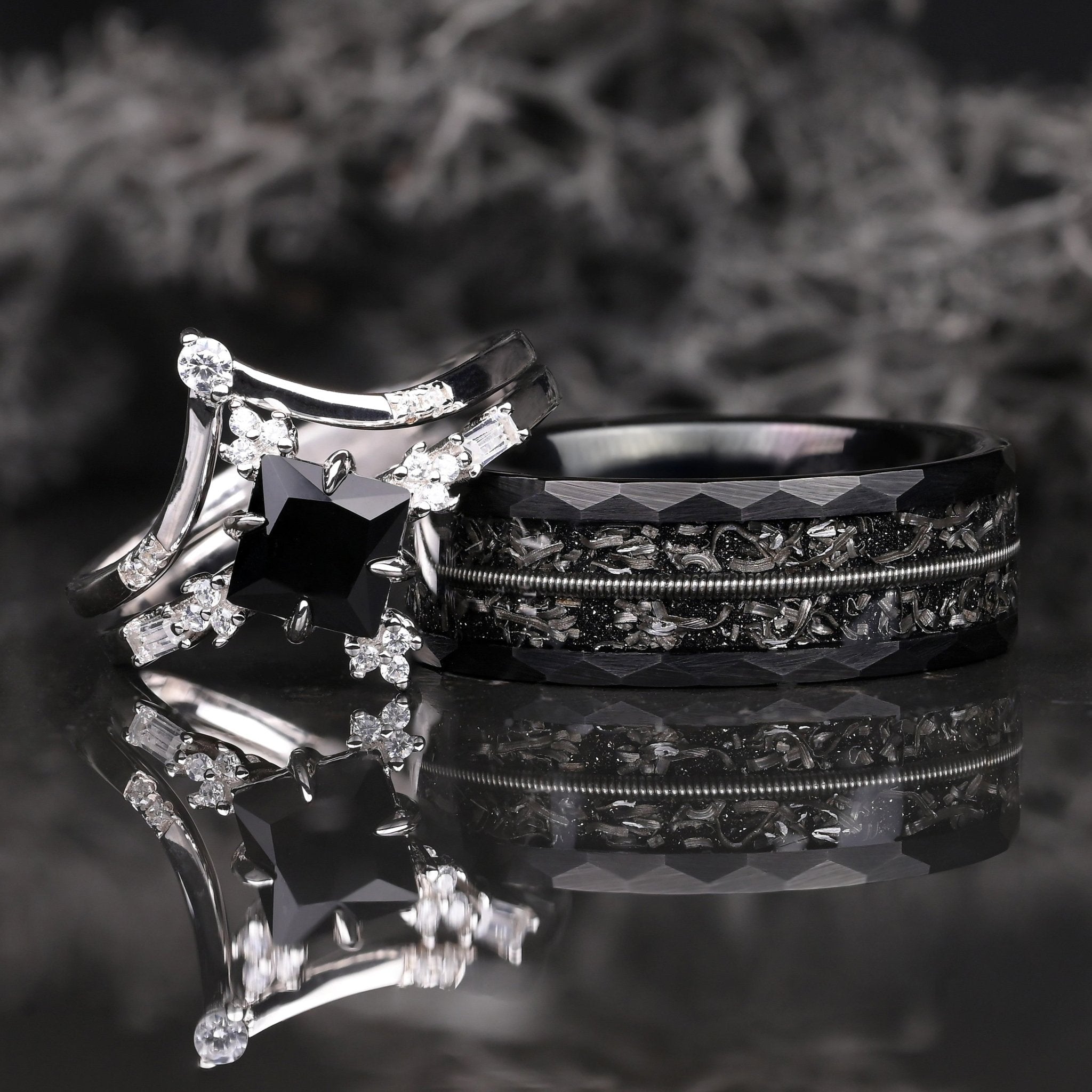 Ringe für Paare aus schwarzem Wolfram mit Meteoriteneinlage - Sterling Silber